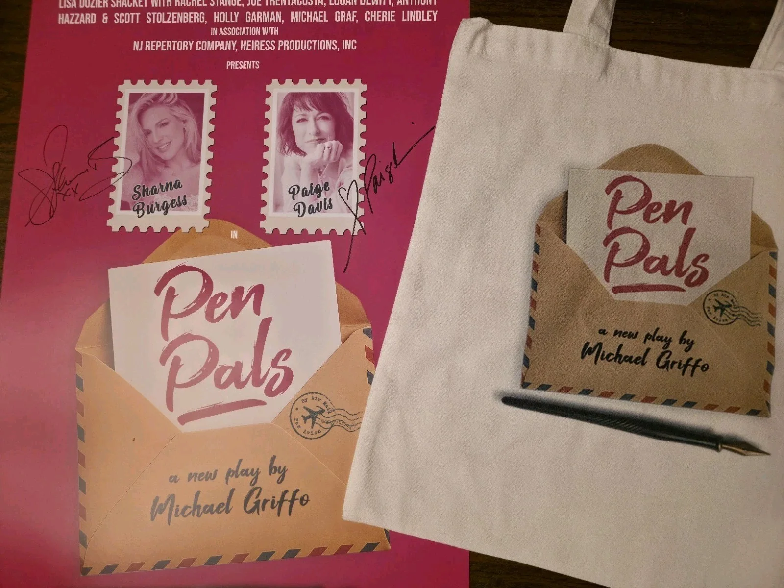 Pen Pals Broadway Poster Autographed Sharna Burgess & Paige Davis & Tote Bag, изображение 2
