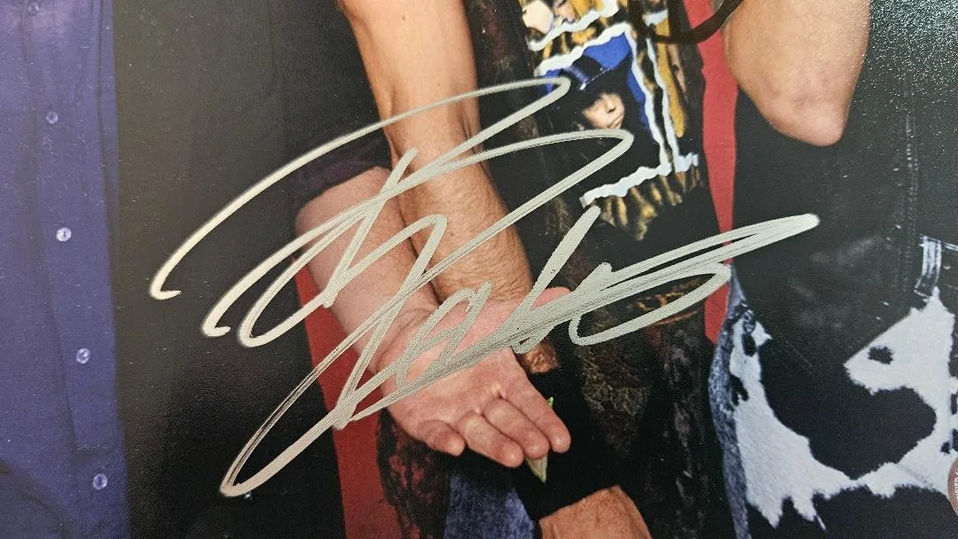 Bret Michaels, C.C. DeVille, Bobby Dall, Rikki Rockett — CC BOBBY RIKKI BRET MICHAELS SIGNED PHOTO 11X14 POISON AUTOGRAPHS BECKETT LOA, изображение 4