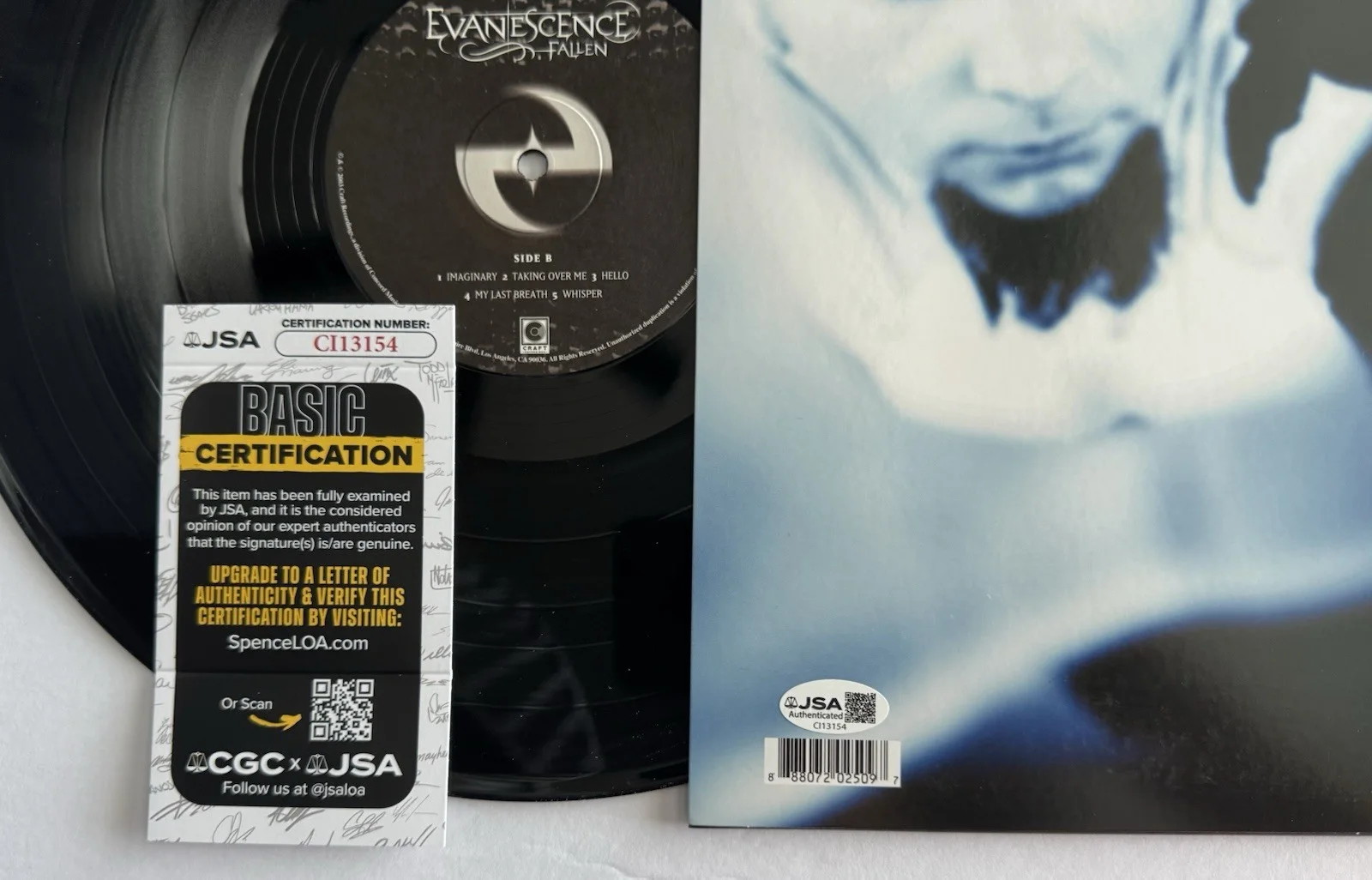 AMY LEE HAND SIGNED EVANESCENCE VINYL AUTOGRAPHED "THE FALLEN" WITH JSA COA., image 5