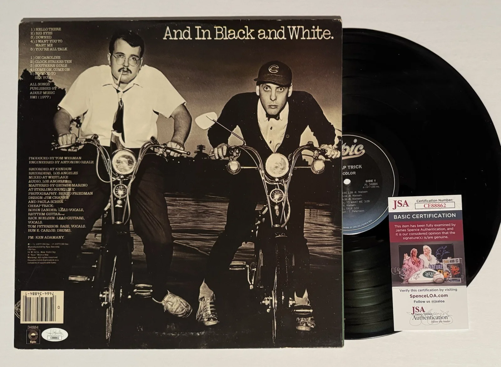 CHEAP TRICK ROBIN ZANDER SIGNED AUTOGRAPHED VINYL ALBUM LP WITH JSA COA, изображение 4