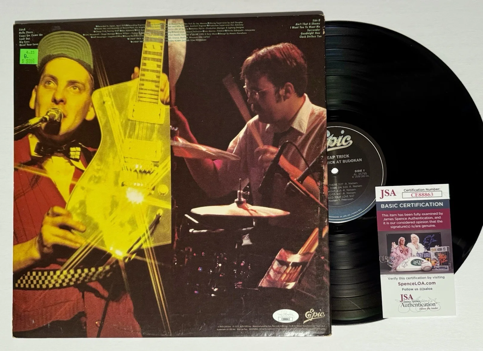 CHEAP TRICK ROBIN ZANDER HAND SIGNED AUTOGRAPHED VINYL ALBUM LP +JSA COA, изображение 4