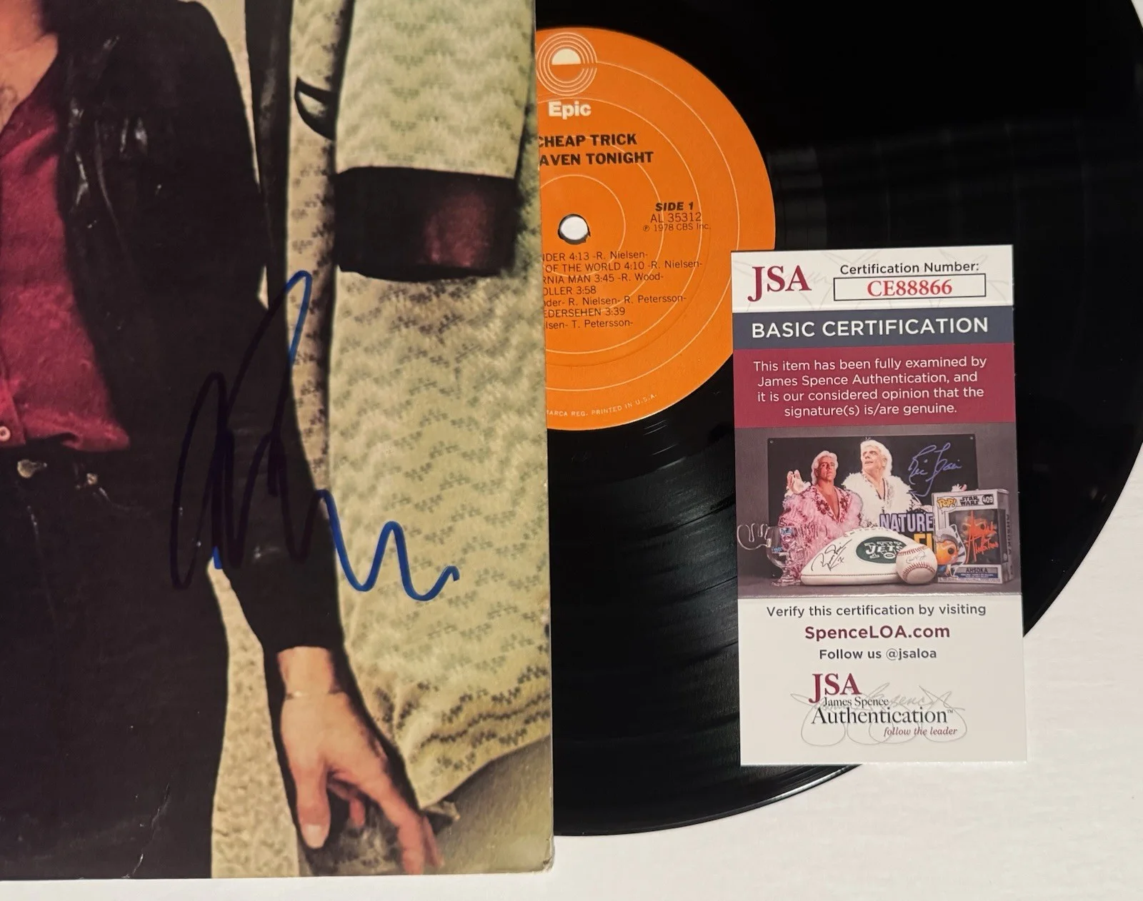 CHEAP TRICK ROBIN, RICK & TOM HAND SIGNED AUTOGRAPHED VINYL ALBUM LP +JSA COA., изображение 2