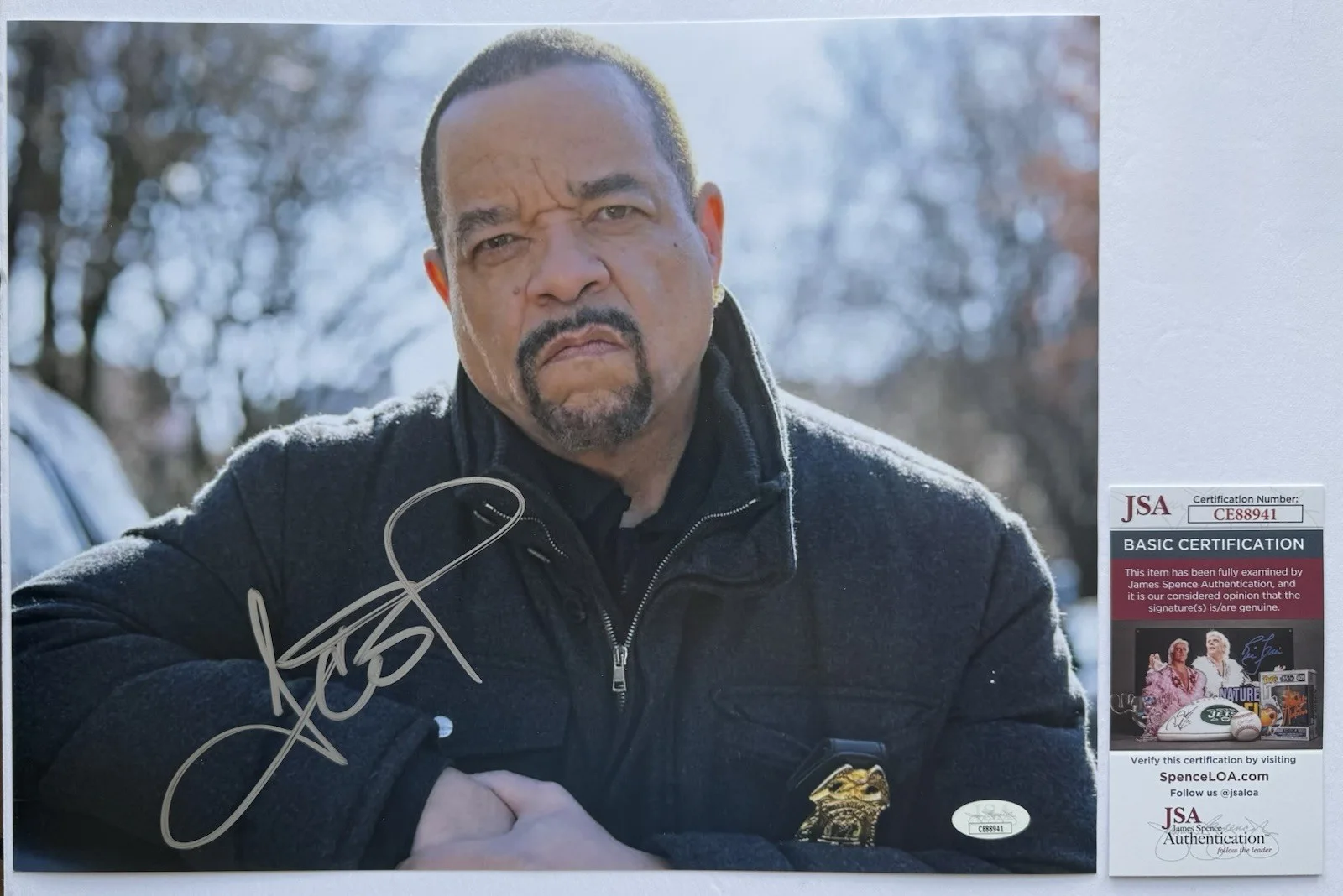 ICE-T — ICE-T HAND SIGNED AUTOGRAPH "LAW & ORDER: SVU" 11X14 PHOTO +JSA COA RAP LEGEND!, изображение 2