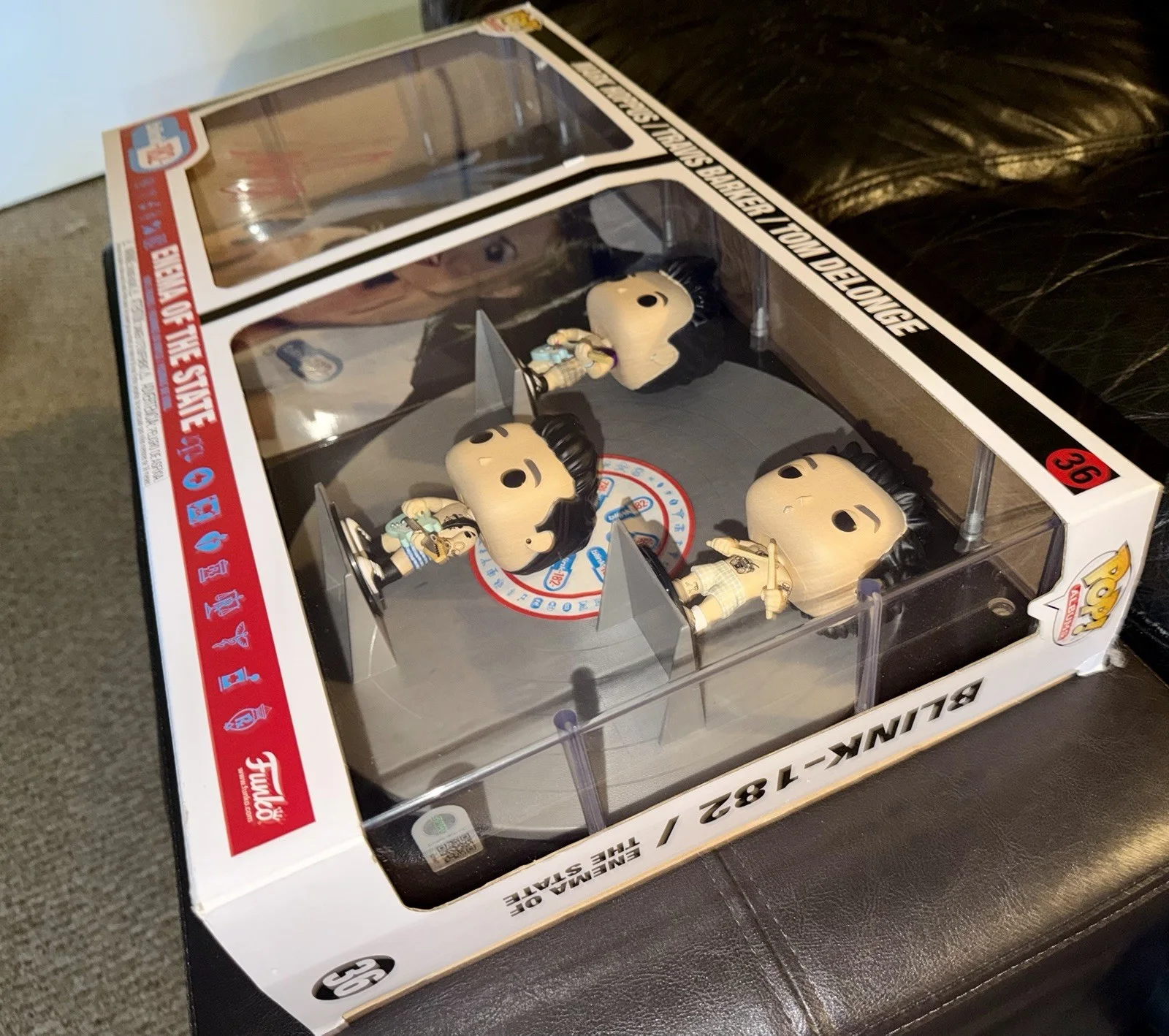 👀 Mark Hoppus SIGNED Blink-182 Enema of the State Funko Pop 3-Pack - New in box, image 4