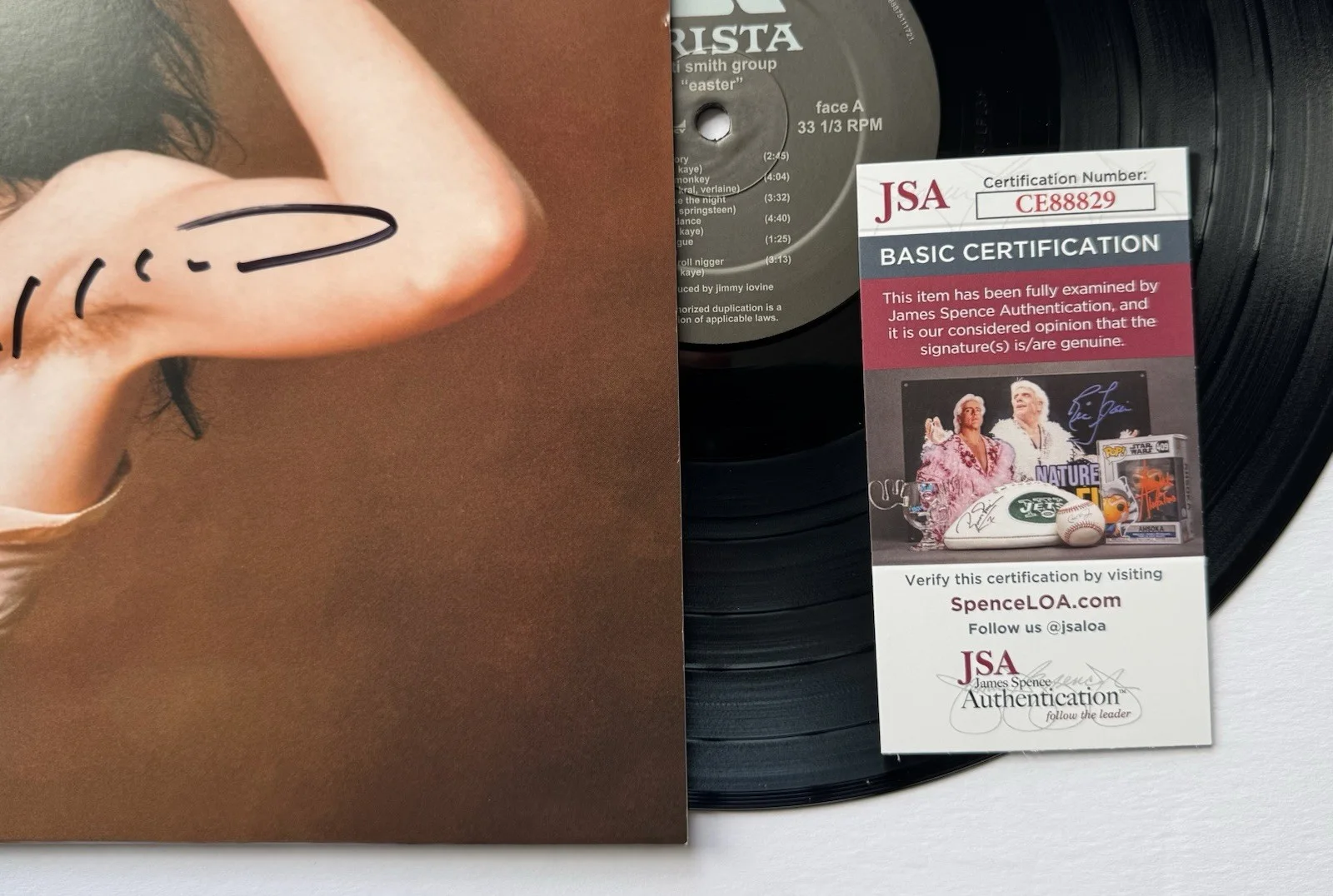 PATTI SMITH HAND SIGNED AUTOGRAPHED "EASTER" VINYL ALBUM LP +JSA COA., image 3