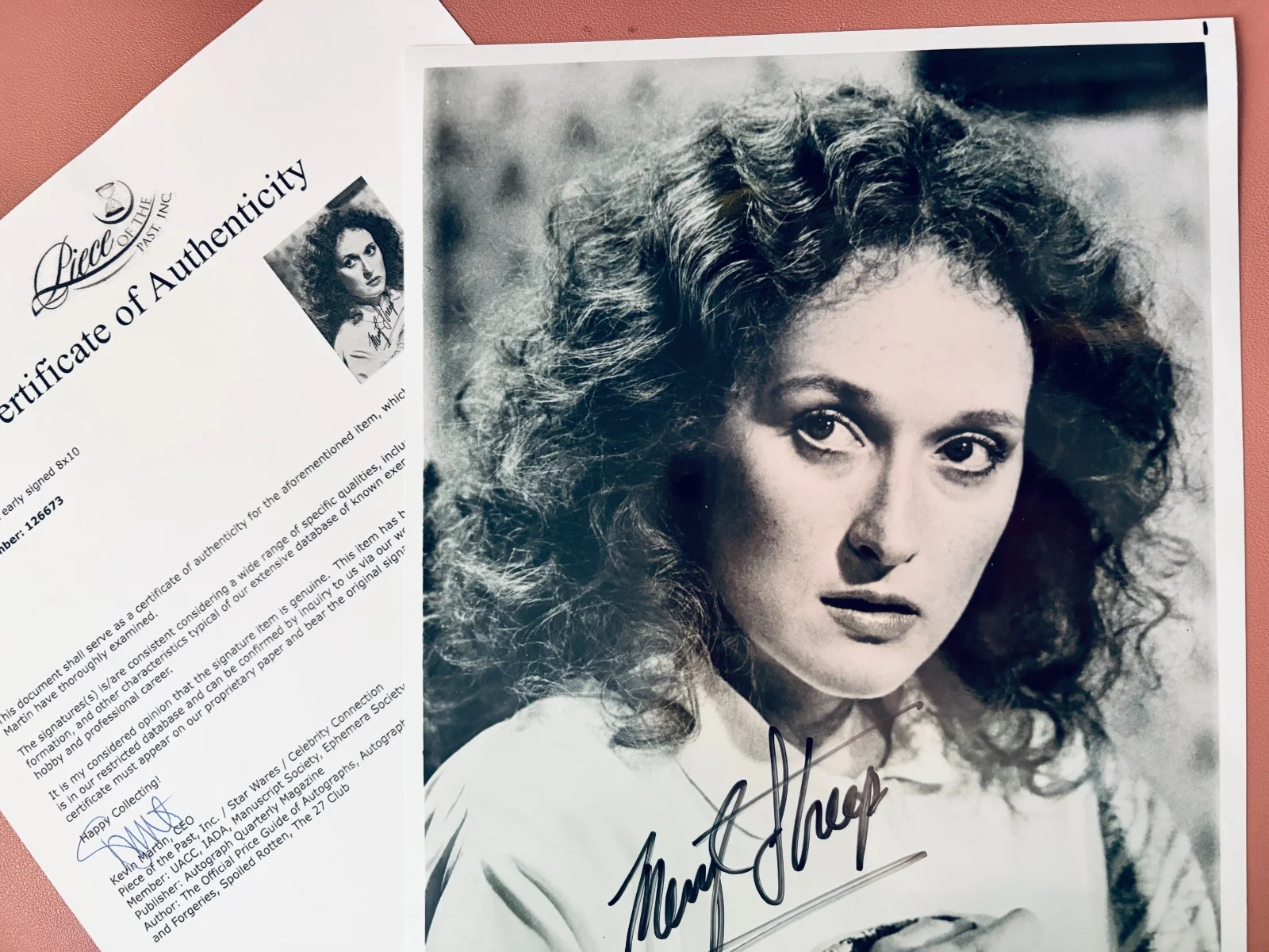 Meryl Streep — Meryl Streep Signed•Very Young• 8x10 Beautiful•Autographed Photograph w/COA, image 2