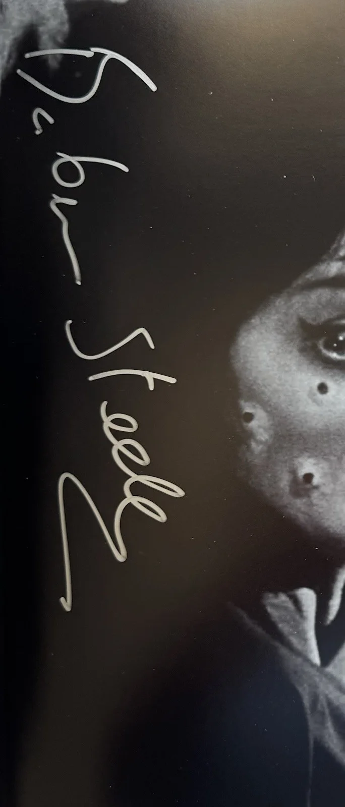 BARBARA STEELE — BARBARA STEELE HAND SIGNED AUTOGRAPH "BLACK SUNDAY" 11X14 PHOTO +JSA COA., изображение 2