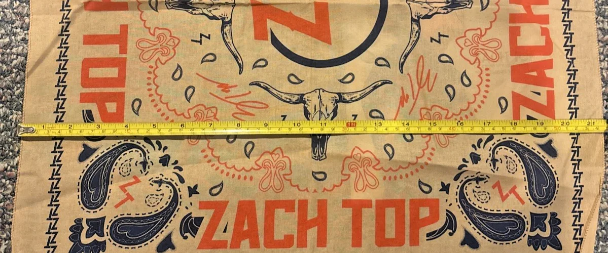 Zach Top cold beer /country music photo journal Vol. 1 Signed + Handkerchief, изображение 4