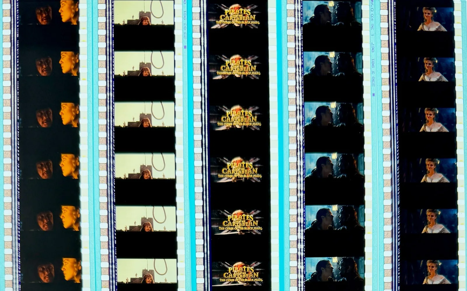 Pirates Of The Caribbean The Curse Of The Black Pearl 35mm Unmounted Film Cells, изображение 4