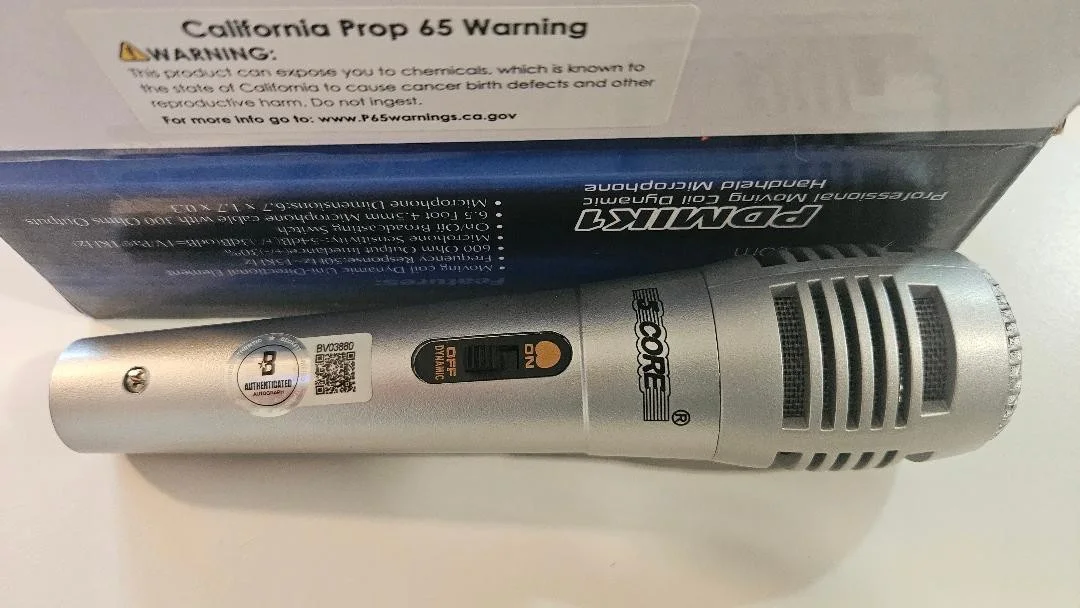 Mark Mothersbaugh — MARK MOTHERSBAUGH SIGNED MICROPHONE MIC RARE DEVO AUTO BECKETT BAS BV03880, image 2