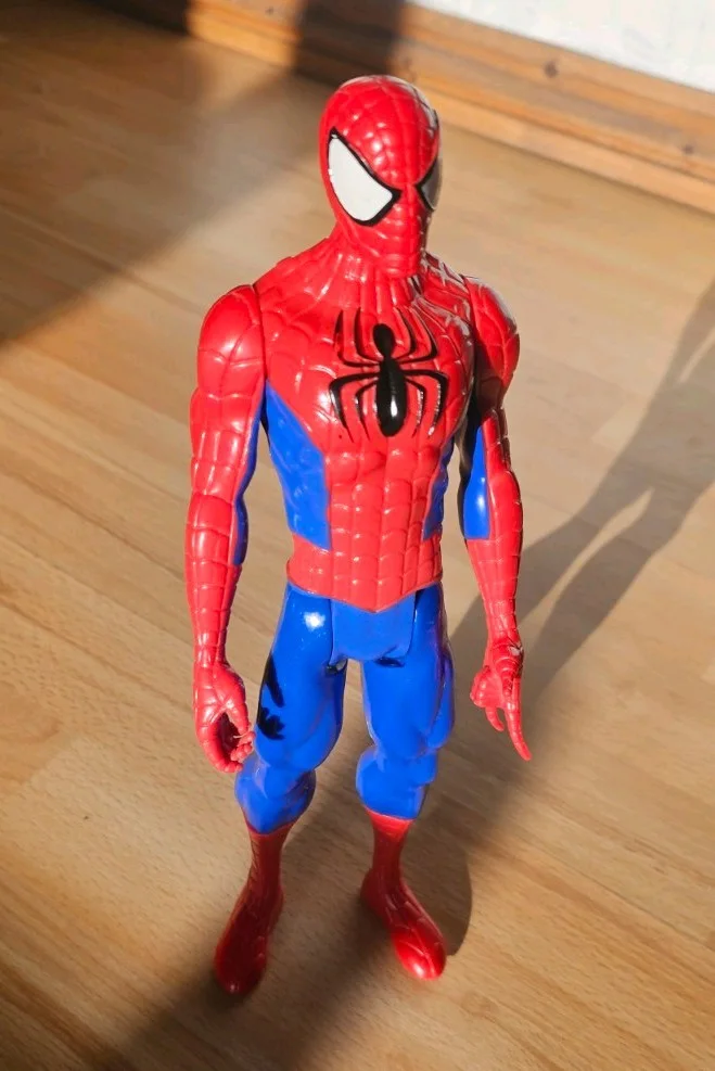 Marvel Avengers Spiderman Action Figure 2013 Hasbro 11 Inch Posable, image 2