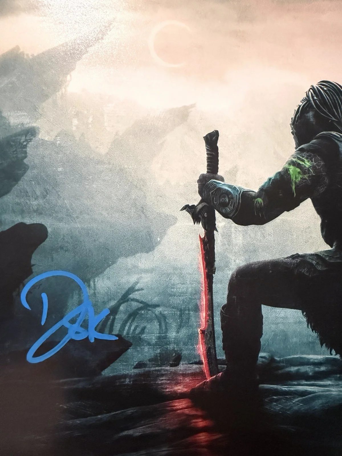 Dimitrius Koloamatangi — DIMITRIUS KOLOAMATANGI SIGNED AUTOGRAPH 11x14 PREDATORS BADLANDS BECKETT (C), изображение 2
