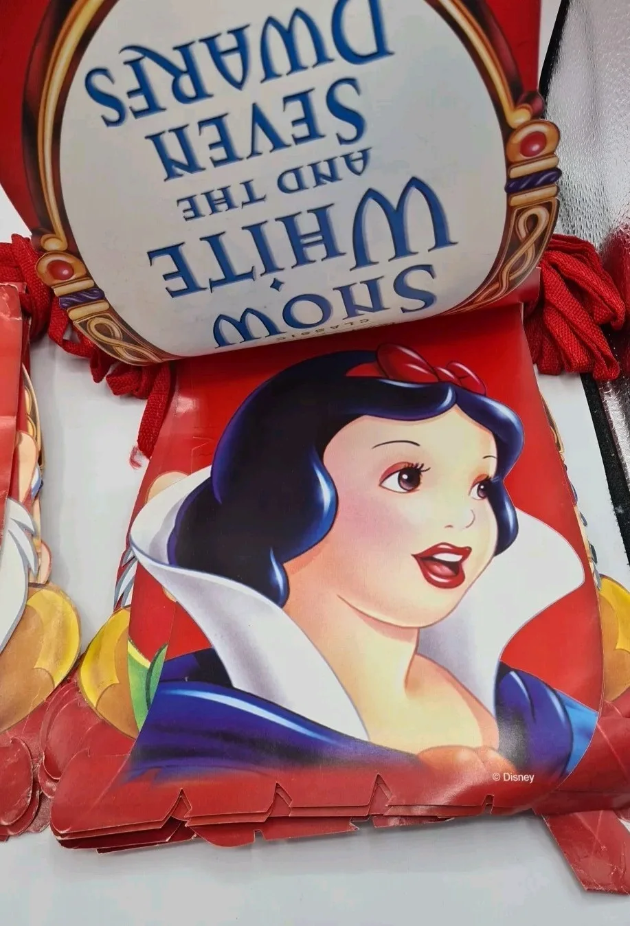 Disneys SNOW WHITE AND THE SEVEN DWARFS DVD Shop Advertising Banners Bunting A6, изображение 2