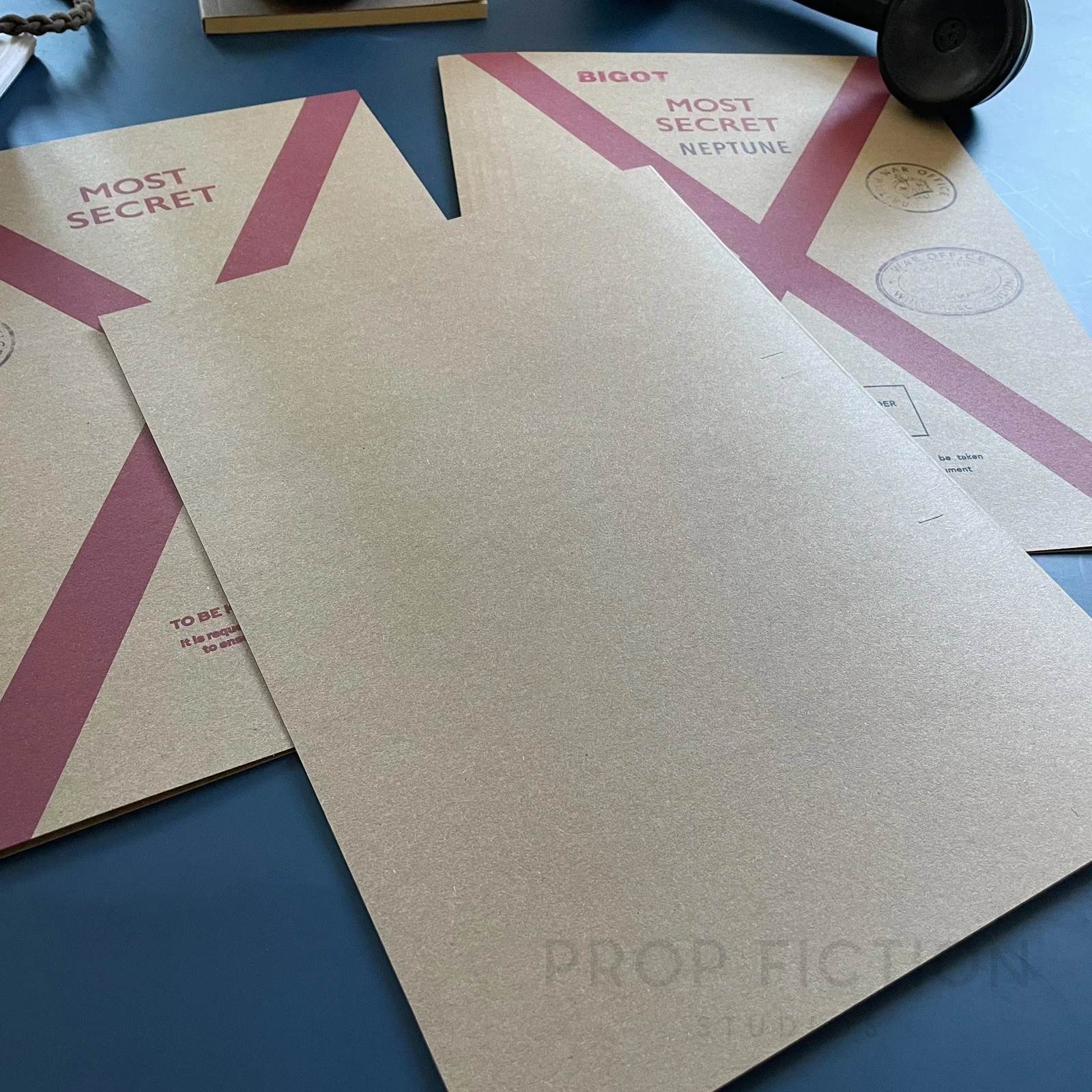 Prop Cosplay Top Secret Wartime Operation Files / 3 x WW2 Mission Folder Set, изображение 5