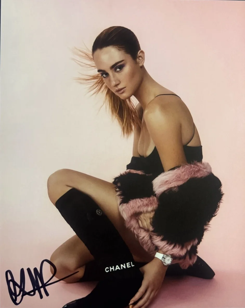 Grace Van Patten — GRACE VAN PATTEN SIGNED 8x10 PHOTO TELL ME LIES SHOW AUTHENTIC AUTOGRAPH COA
