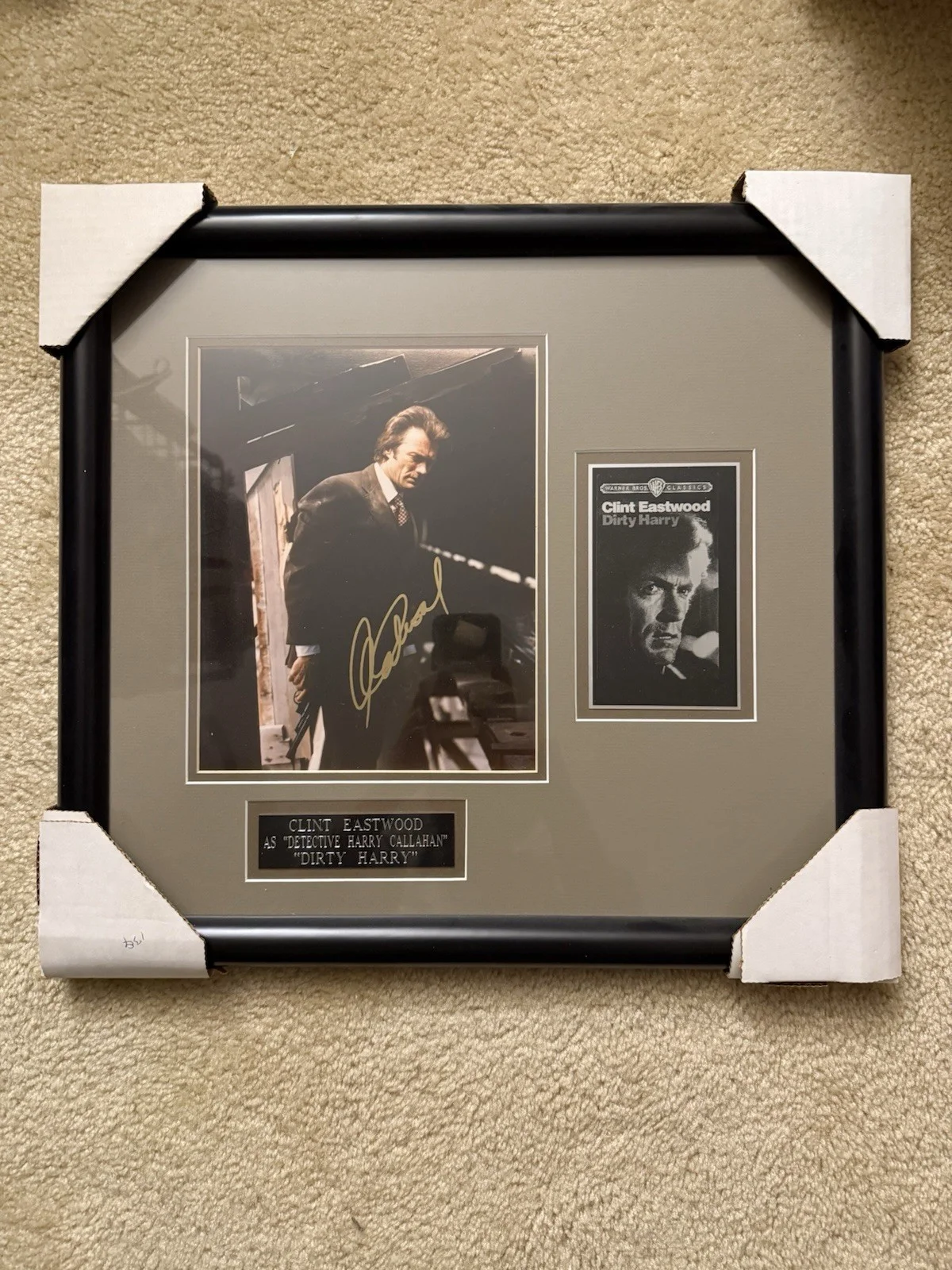 Clint Eastwood Signed Photo Dirty Harry Callahan Autographed 18x18 Display, изображение 5