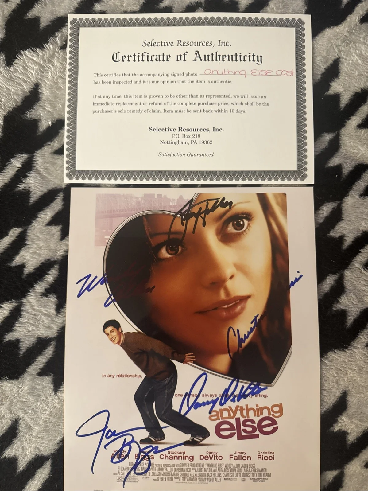 Woody Allen/Jason Biggs/Danny DeVito/Jimmy Fallon/Christina Ricci — Authentic Signed Anything Else (2003) Woody Allen 8x10 Poster Photo, изображение 3