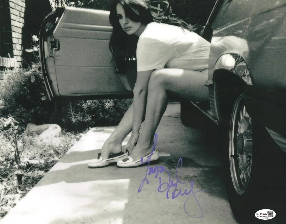 Lana Del Rey — Lana Del Rey Signed Autograph 11x14 Photo - Sexy Pop Superstar w/ JSA COA