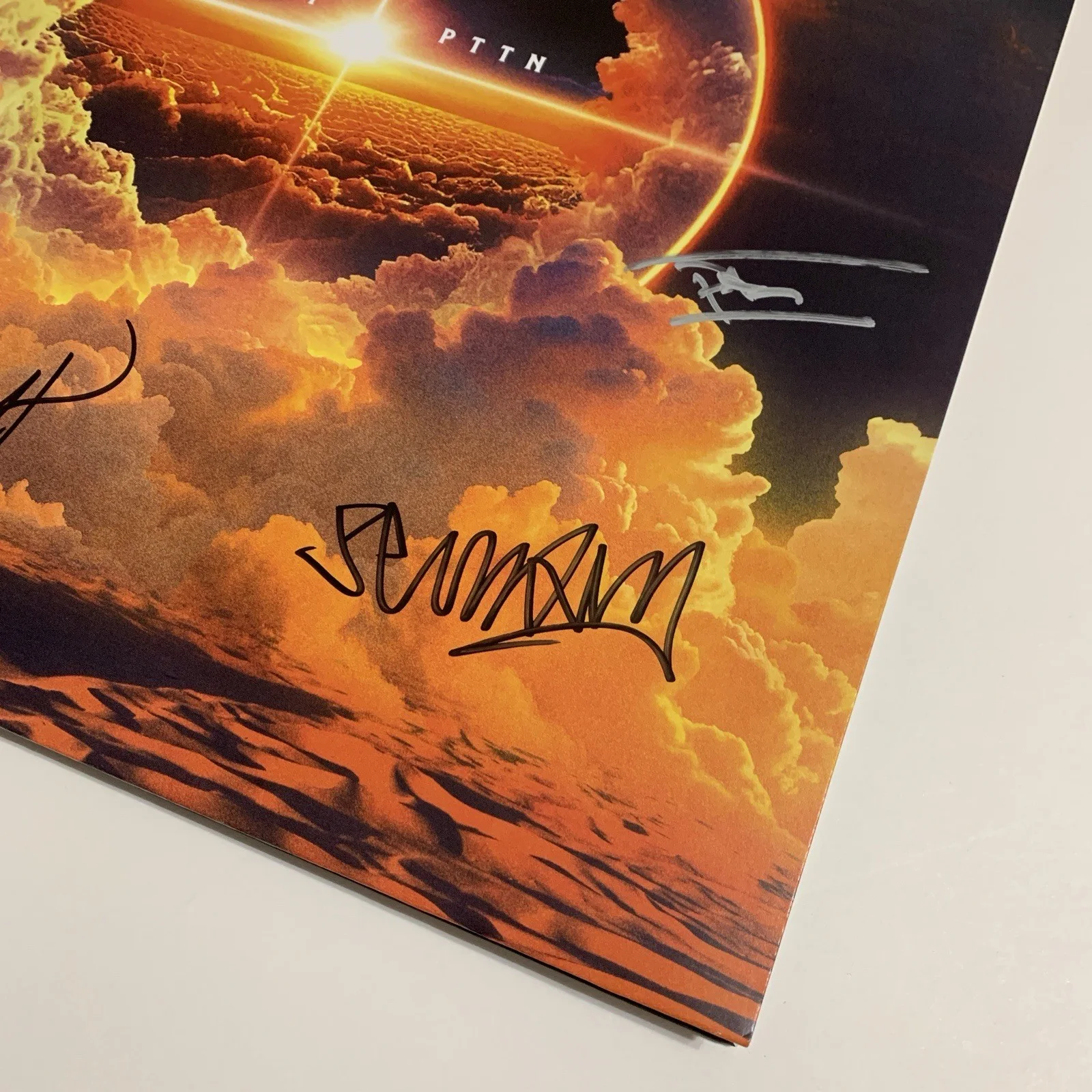 AVTT/PTTN Autographed Vinyl Record ON COVER Avett Brothers Mike Patton Signed, изображение 2