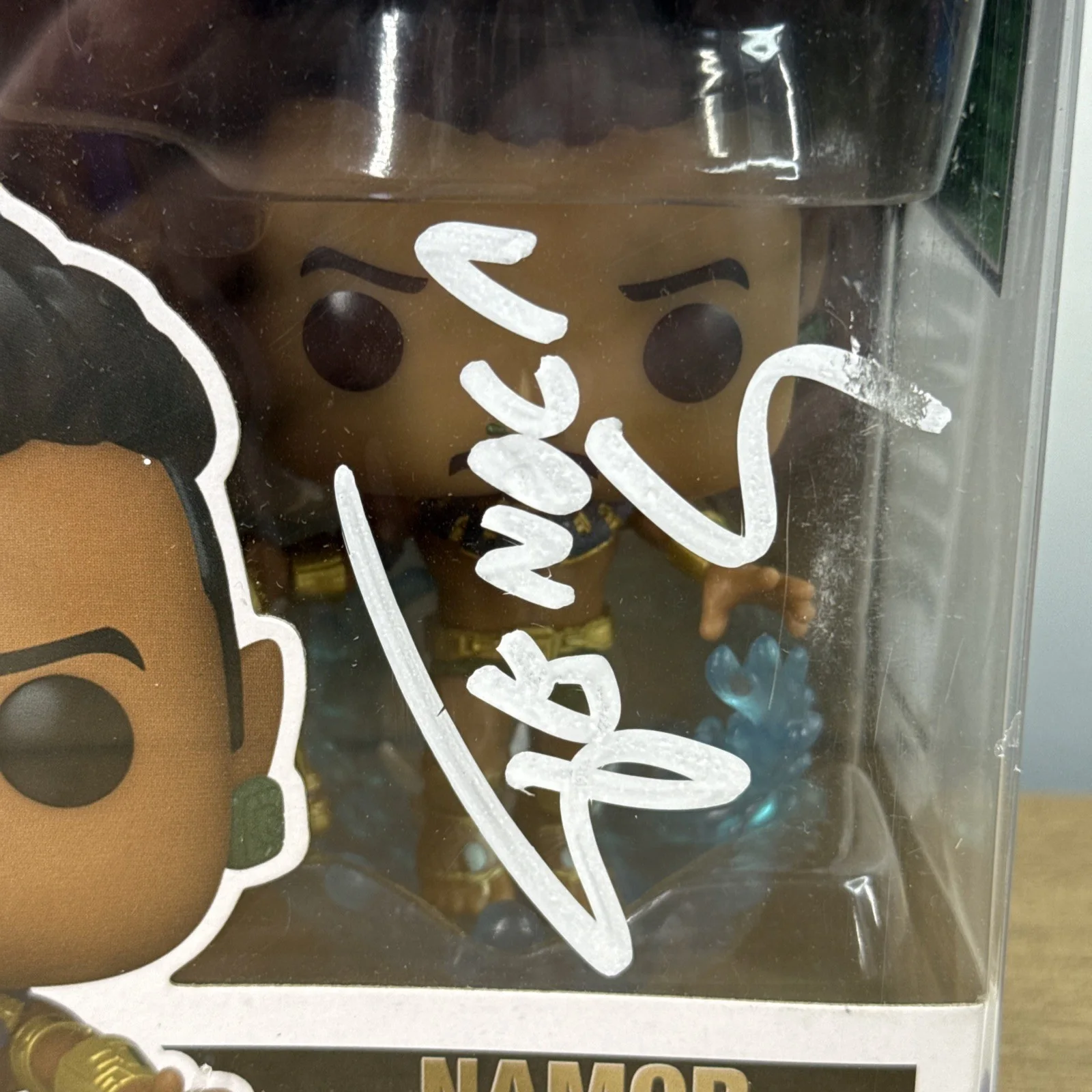 Tenoch Huerta — Tenoch Huerta Signed Namor Black Panther Wakanda Forever Funko #1094 COA HOLO, изображение 2