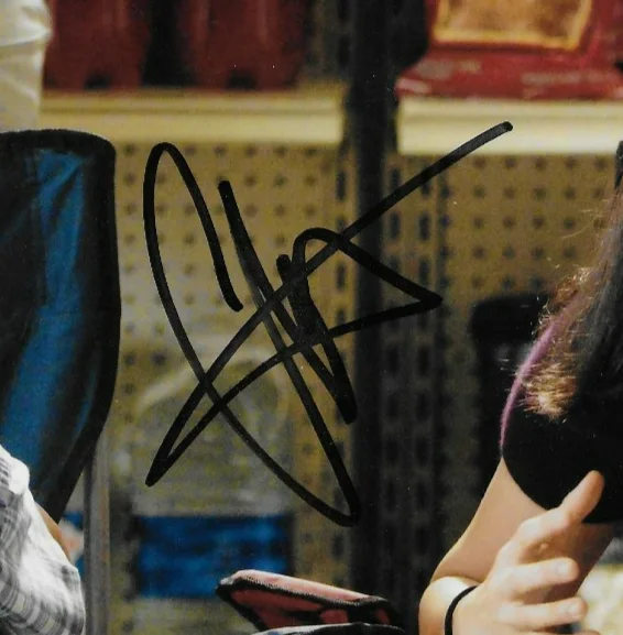 Constance Wu — Signed Constance Wu Fresh Off the Boat Autographed 8x10 Photo #1 Original, изображение 2