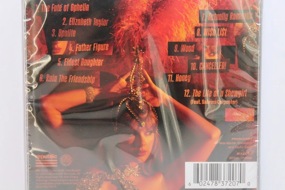 Taylor Swift The Life of a Showgirl CD + Hand Signed Photo 1 IN HAND SHIPS ASAP!, изображение 5