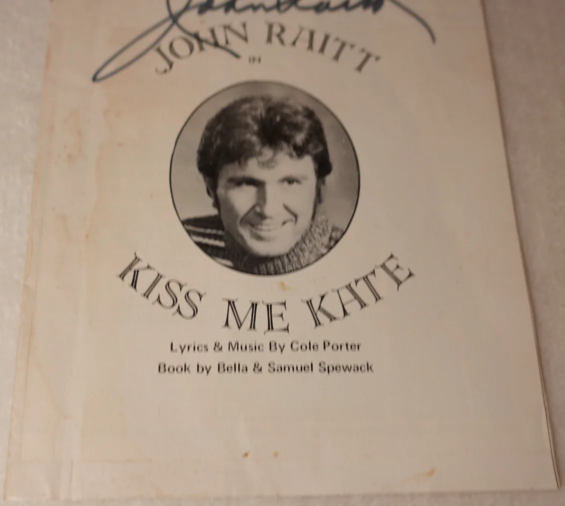 Kiss Me Kate John Raitt SIGNED Miami 1970s Playgoer Vintage Theater Program, изображение 3