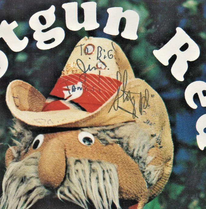 Signed HEE HAW Shotgun Red 9.5 x 7.5" Autograph Great, image 3
