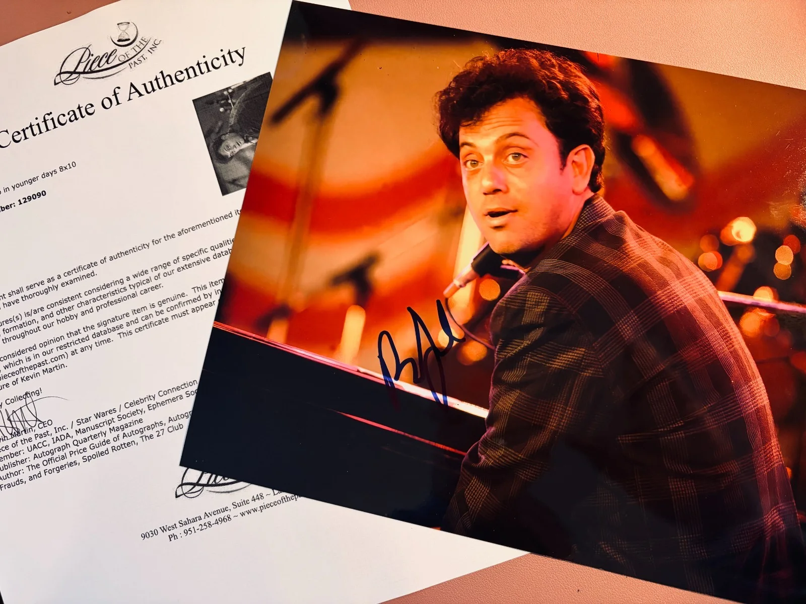 Billy Joel Hand Signed•Autographed 8x10 Color Photo w/Piece of the Past COA, изображение 2