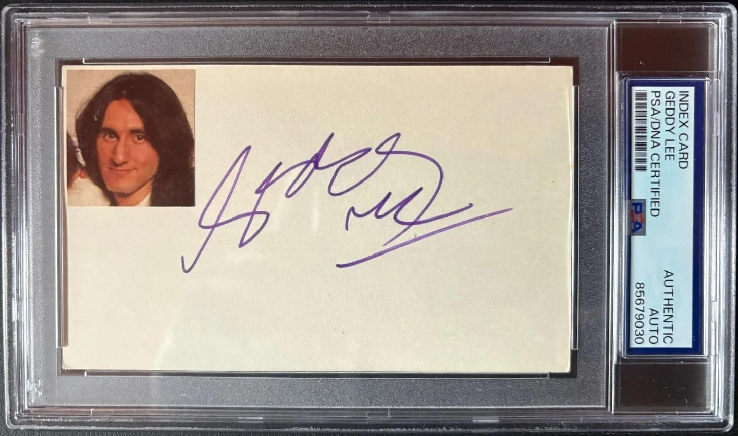 Geddy Lee — GEDDY LEE SIGNED INDEX CARD PSA ENCAPSULATED RUSH VINTAGE FULL NAME RARE