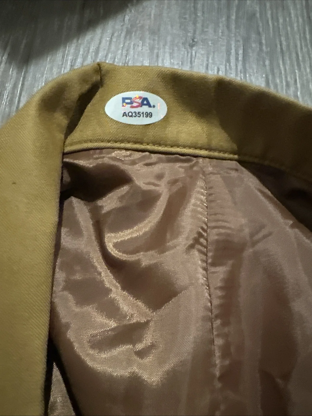 Adam Sandler — Adam Sandler Signed Autographed Happy Gilmore Gold Jacket! Psa Coa, image 4