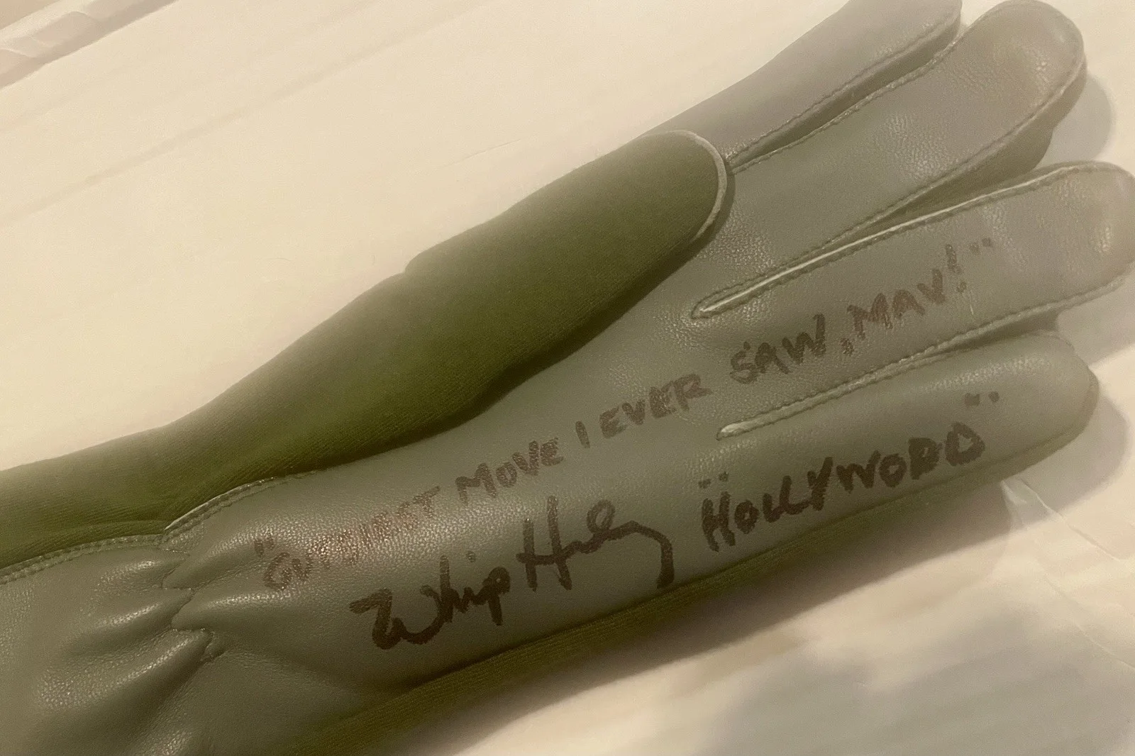 Whip Hubley — “TopGun” Replica Prop Aviator’s Glove Signed By Whip Hubley “Hollywood” JSA Cert, изображение 2