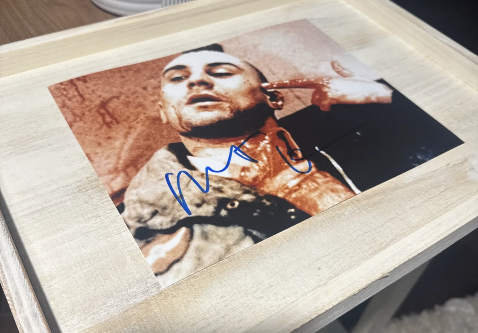 Robert De Niro — Robert DeNiro Signed 8x10 "Taxi Driver" Authentic Autograph w/COA Hologram !!, image 2