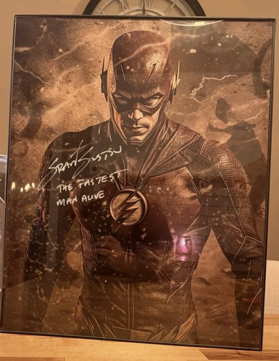 Grant Gustin The Flash Autographed Signed 16X20 Marvel, image 2