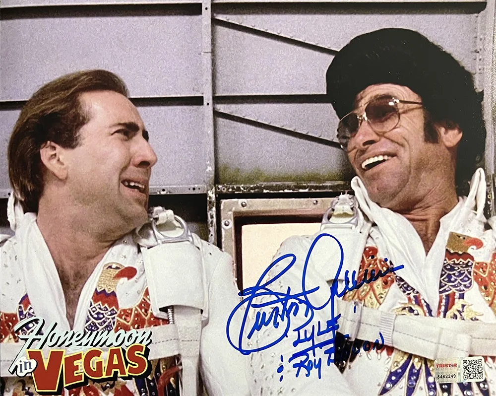 Burton Gilliam — Burton Gilliam Autographed Honeymoon in Vegas 8x10 Photo Lyle, Roy Bacon TRISTAR