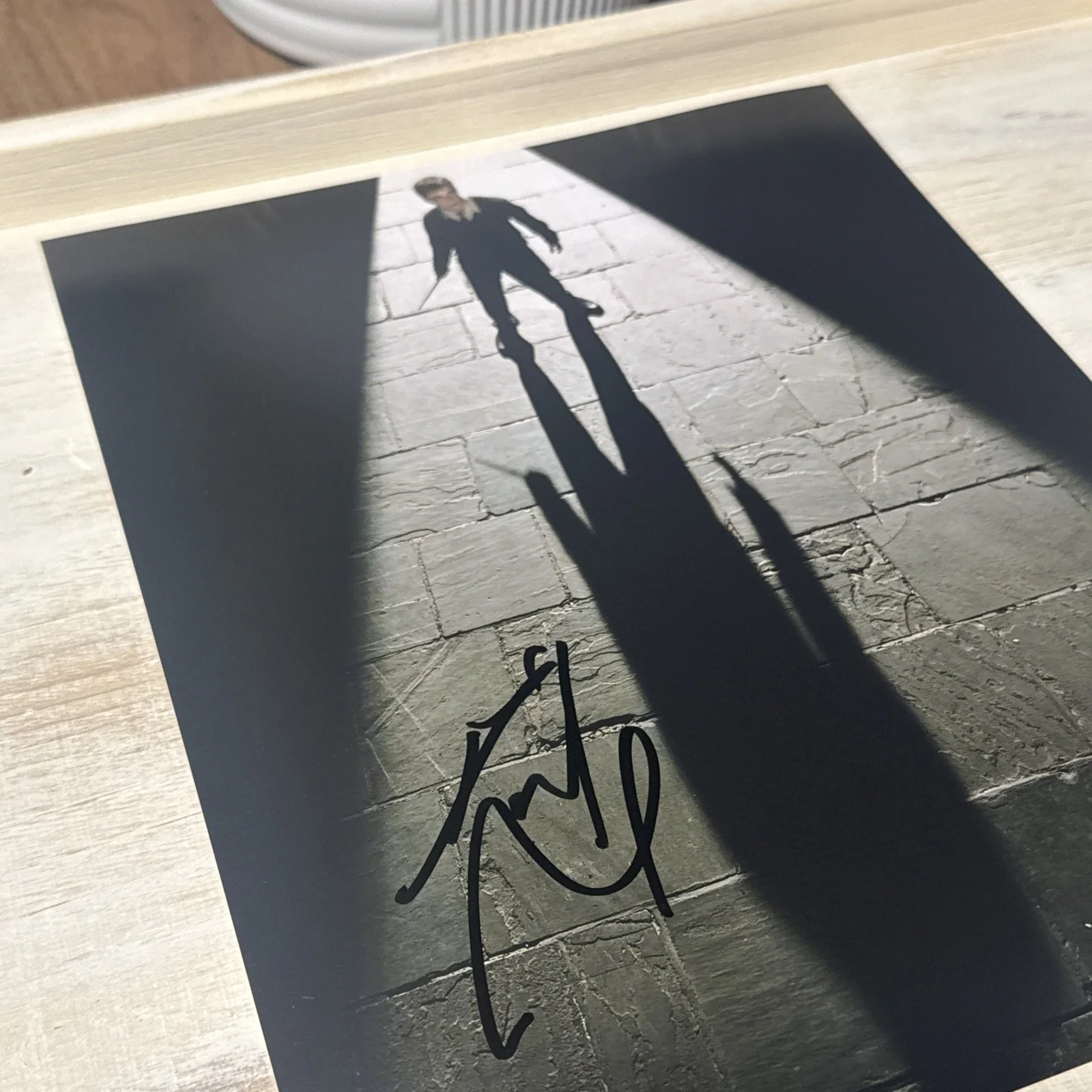 DANIEL RADCLIFFE — DANIEL RADCLIFFE SIGNED AUTOGRAPH "HARRY POTTER" 8x10 RARE PHOTO w/COA Proof !!, image 3