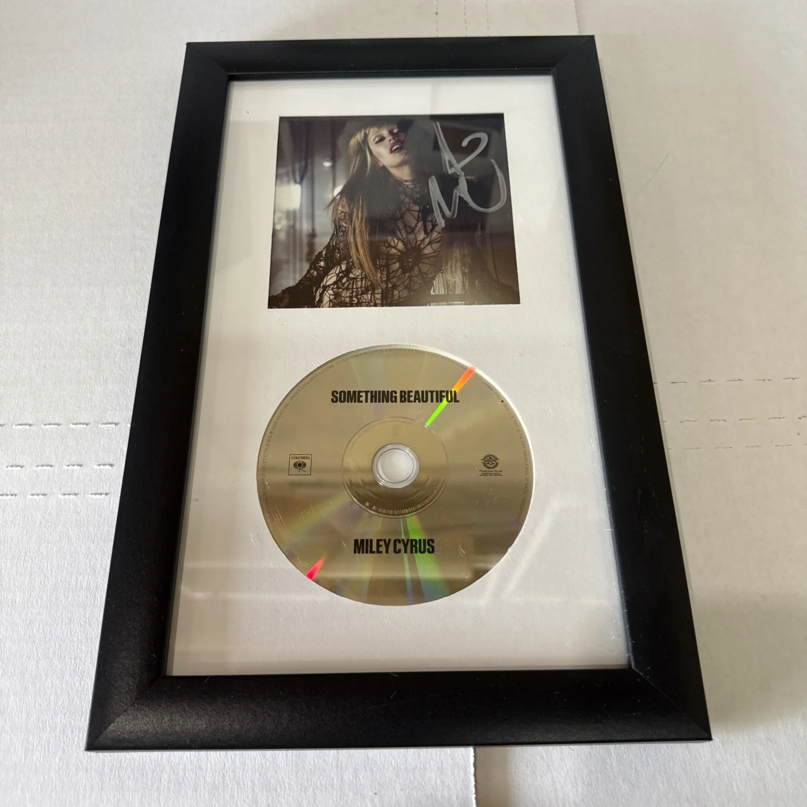 MILEY CYRUS SIGNED SOMETHING BEAUTIFUL CD Framed, image 2