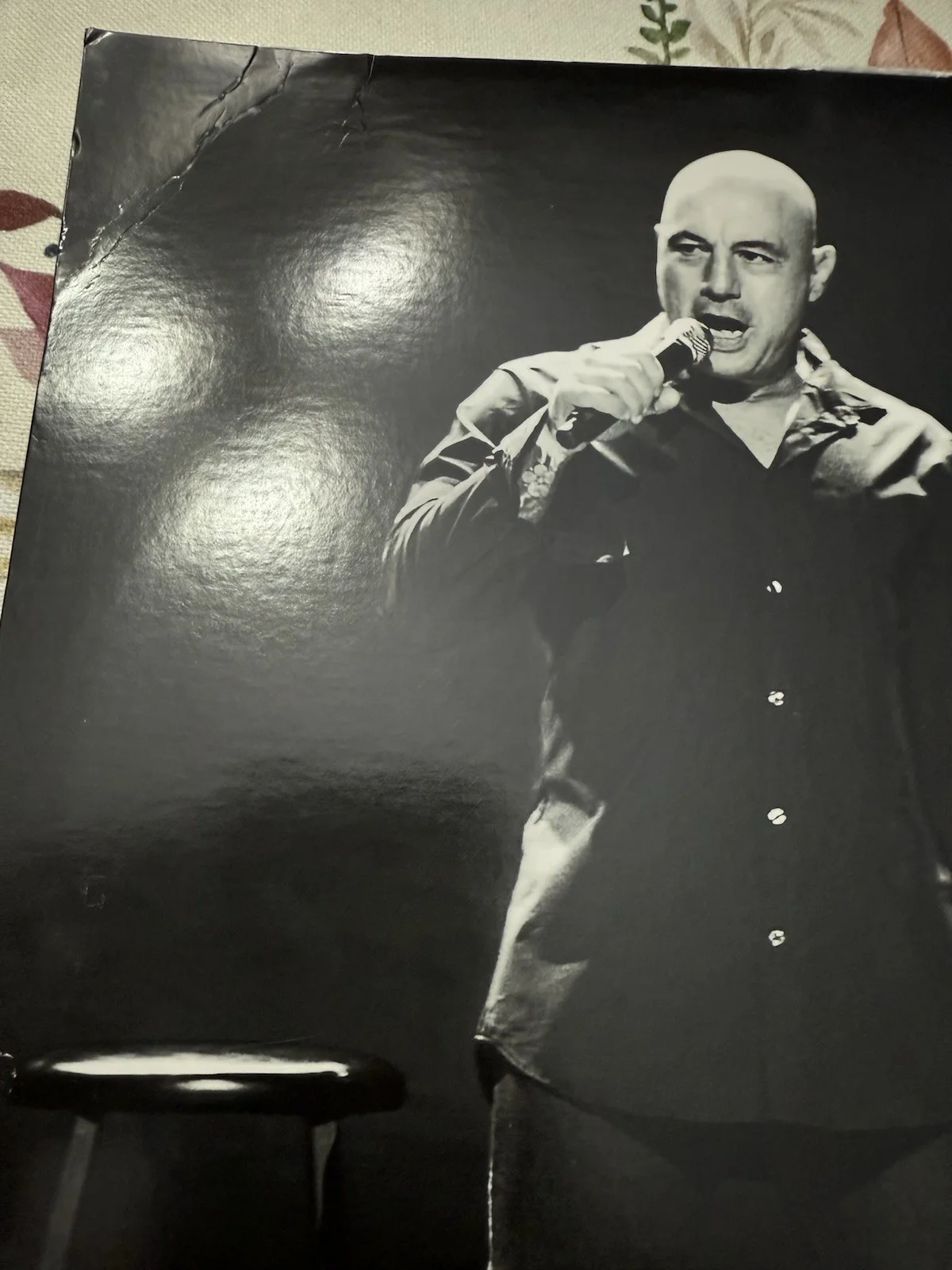 Joe Rogan Signed "Strange Times" Vinyl Record Album (SWAU), изображение 5