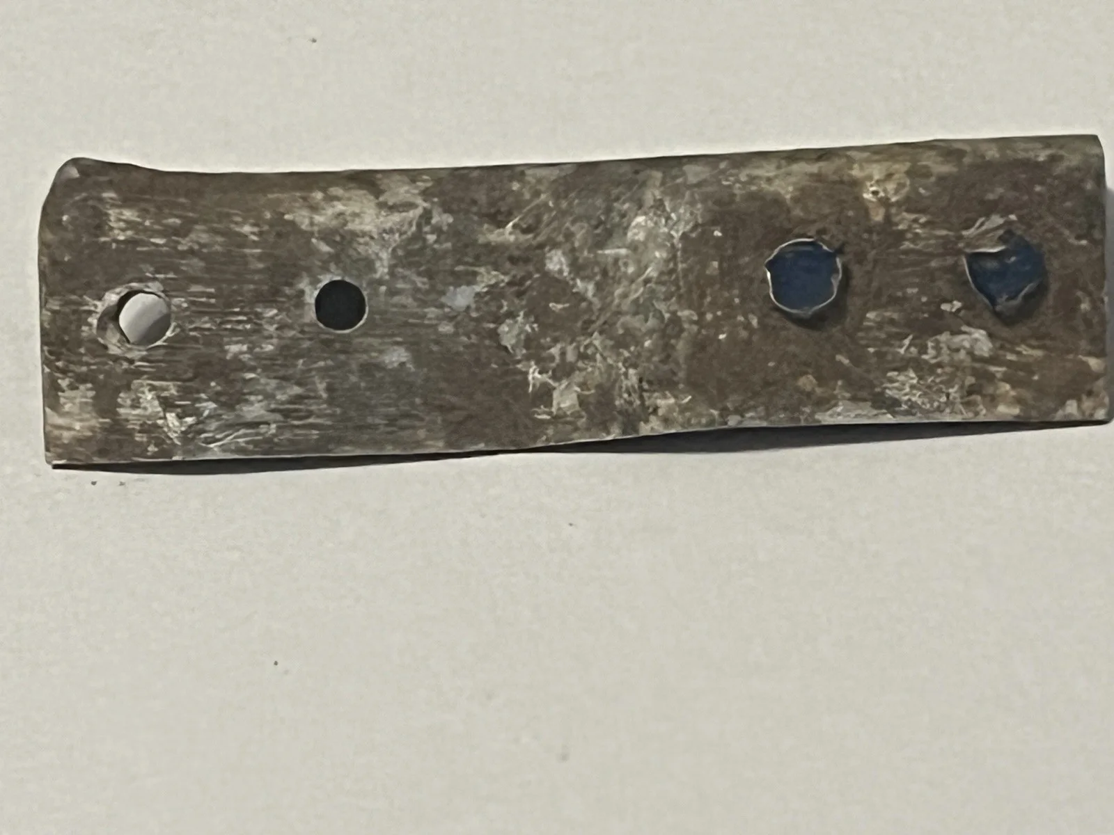 Lynyrd Skynyrd Signed Plane Crash 3” Steel W 2X BLUE RIVETS Super Rare Gene Odom, image 3