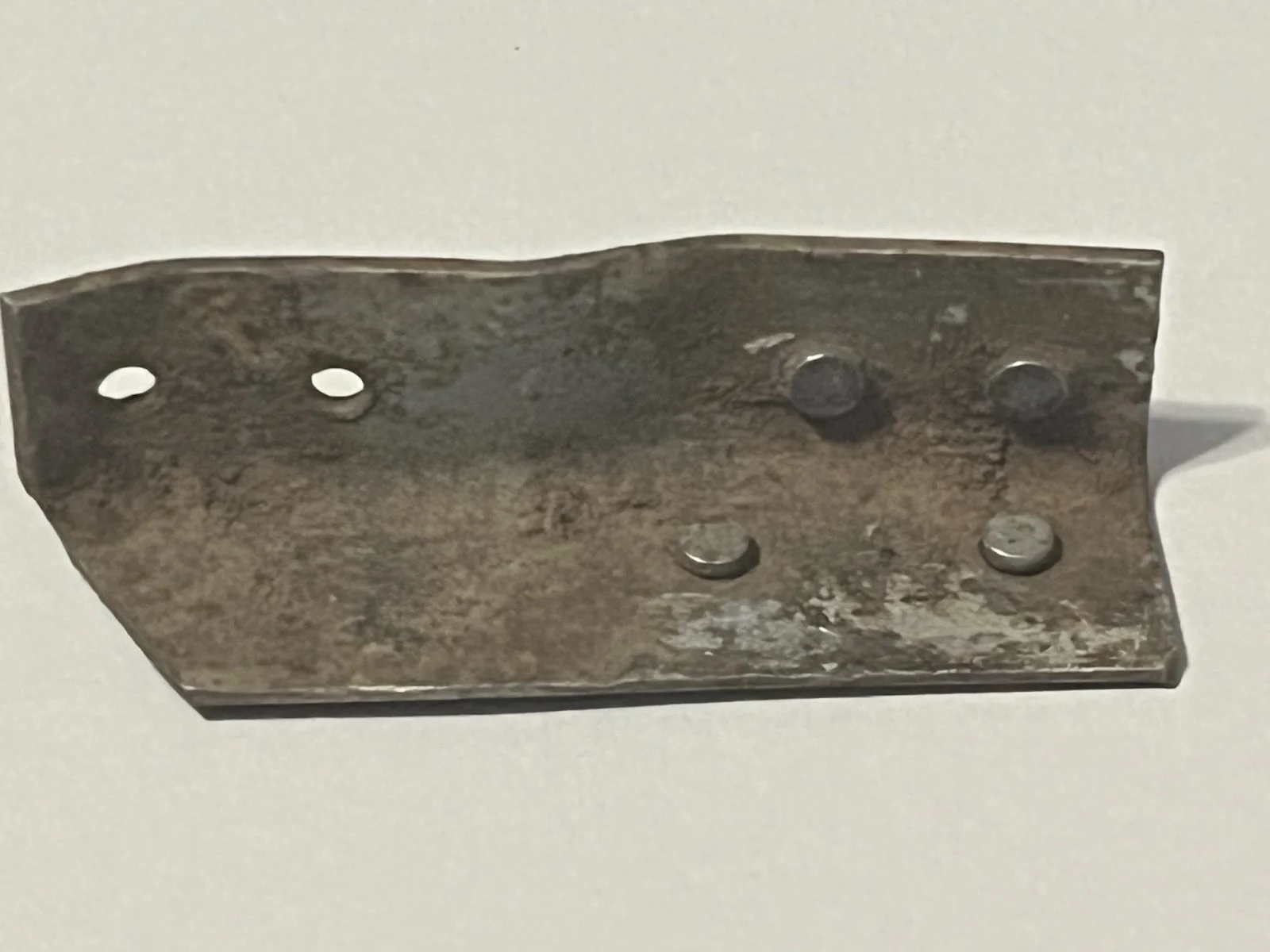 Lynyrd Skynyrd Signed Plane Crash 3” Steel W 2X BLUE RIVETS Super Rare Gene Odom, image 5