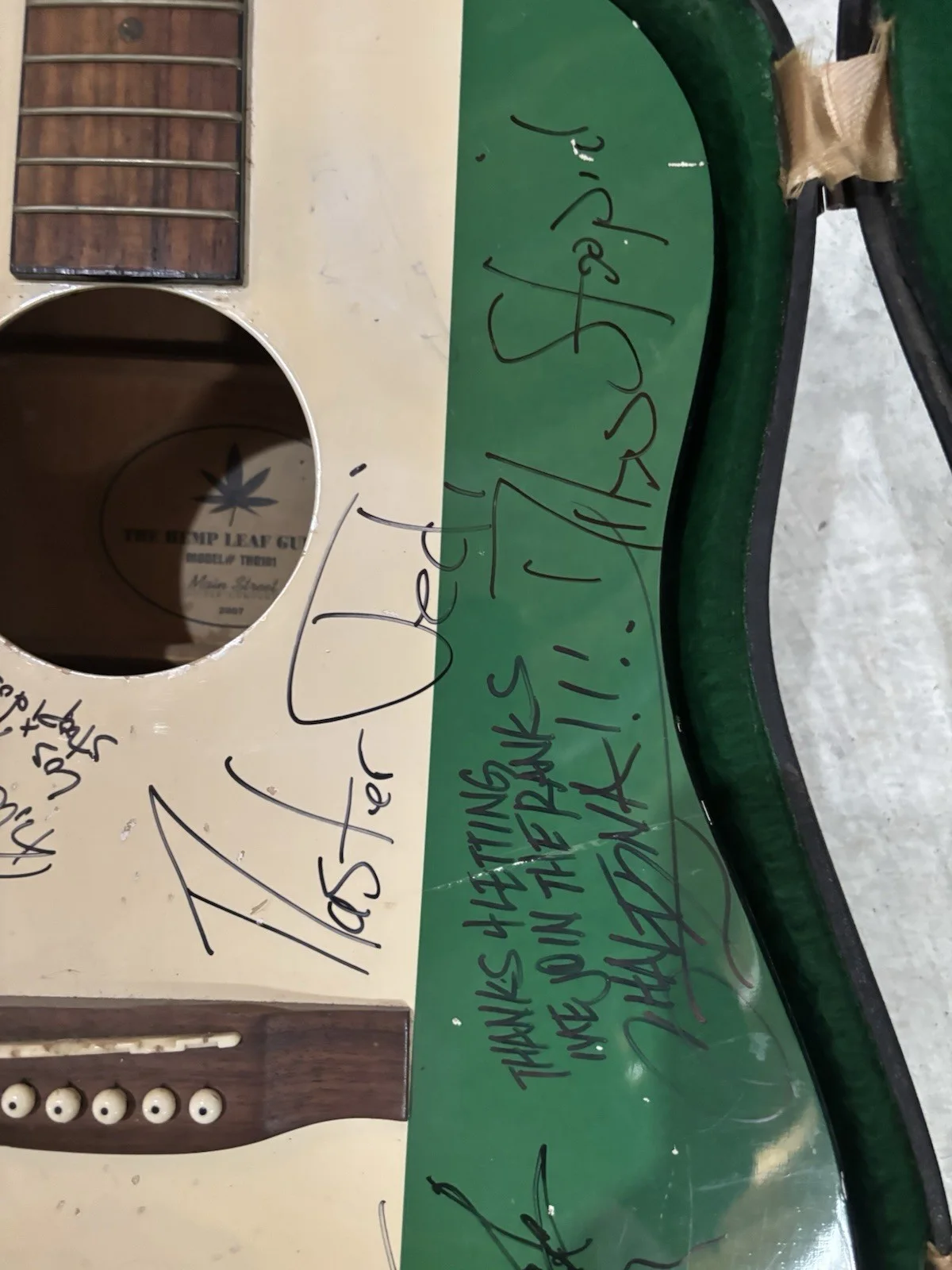 Autographed Cannibus Guitar Michael franti, Myles Dougherty, G Love, Donovan Fra, изображение 4