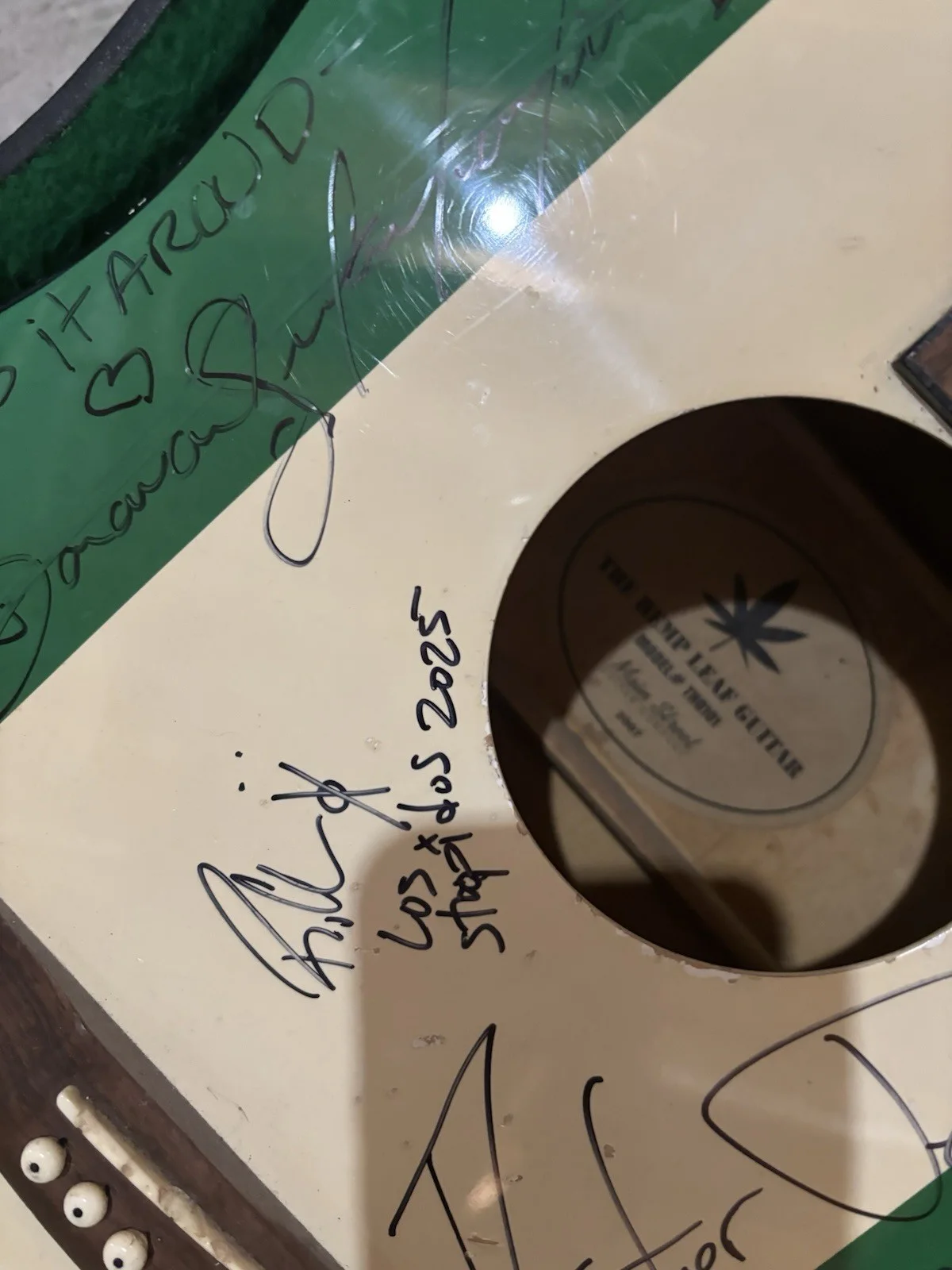 Autographed Cannibus Guitar Michael franti, Myles Dougherty, G Love, Donovan Fra, изображение 5
