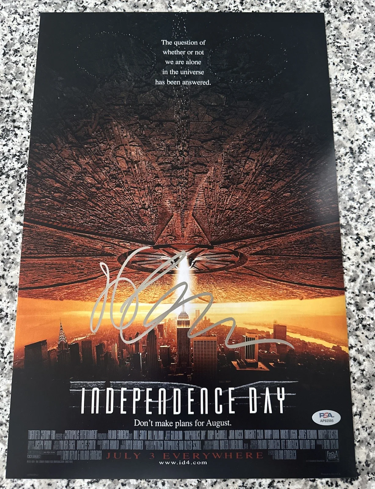 Jeff Goldblum — Jeff Goldblum Independence Day Autograph Signed 12x18 Photo! Psa Coa