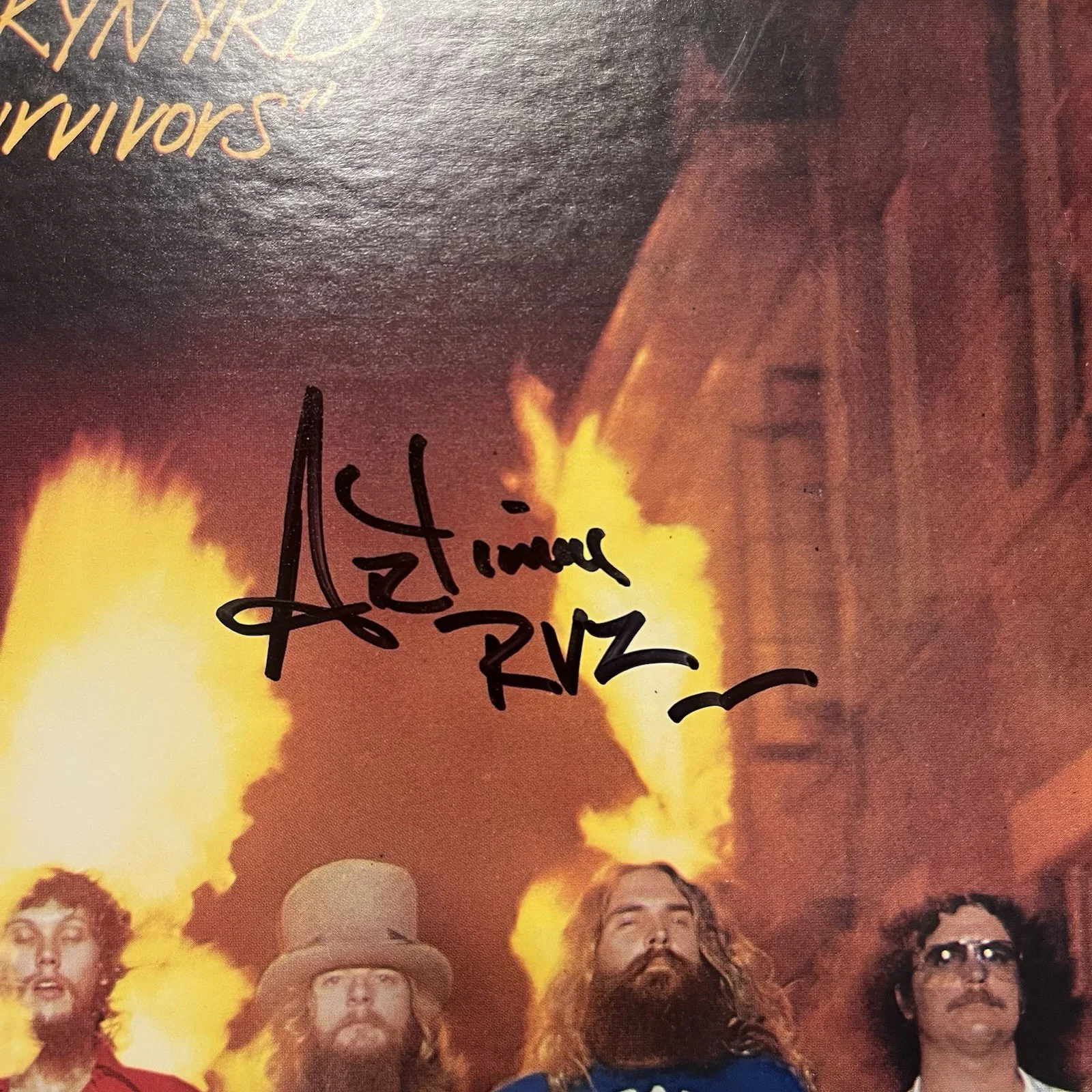 Lynyrd Skynyrd Gary Rossington Signed Autographed Street Survivors Vinyl Album, изображение 3