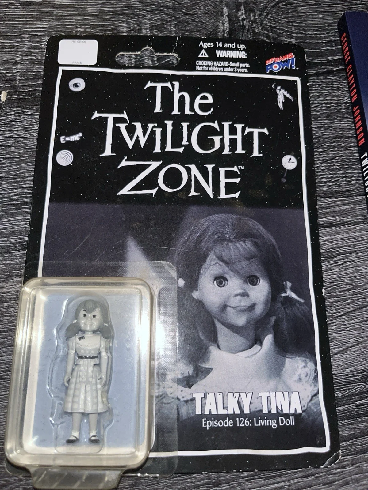 Twilight Autographed Collection-VHS,Script Book, Mini Collectible, Etc, image 2