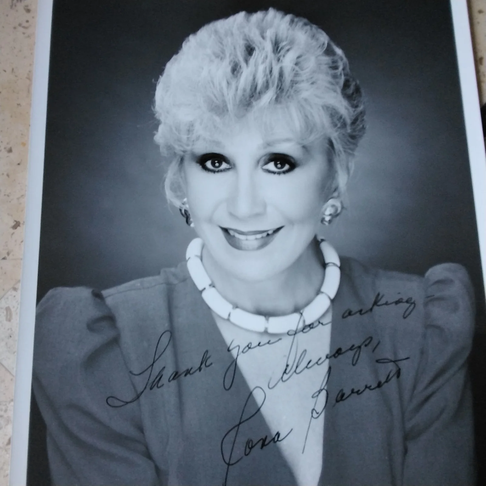 Rona Barrett SIGNED 8x10 Photo Movie TV Actress Hollywood Gossip Columnist, изображение 2