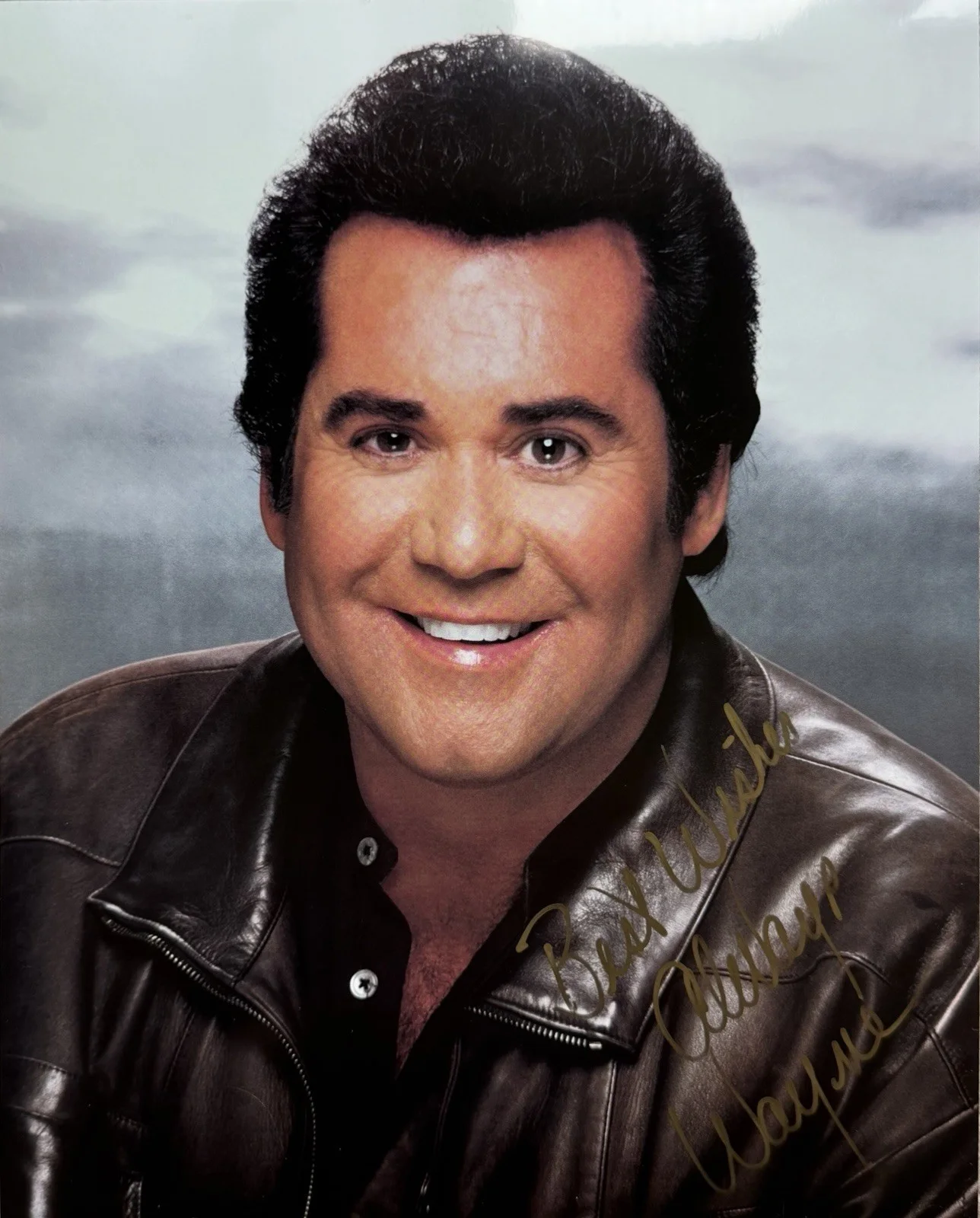 Wayne Newton — Wayne Newton Signed Photo, Memorabilia & Original Pictures from Branson, Mo.