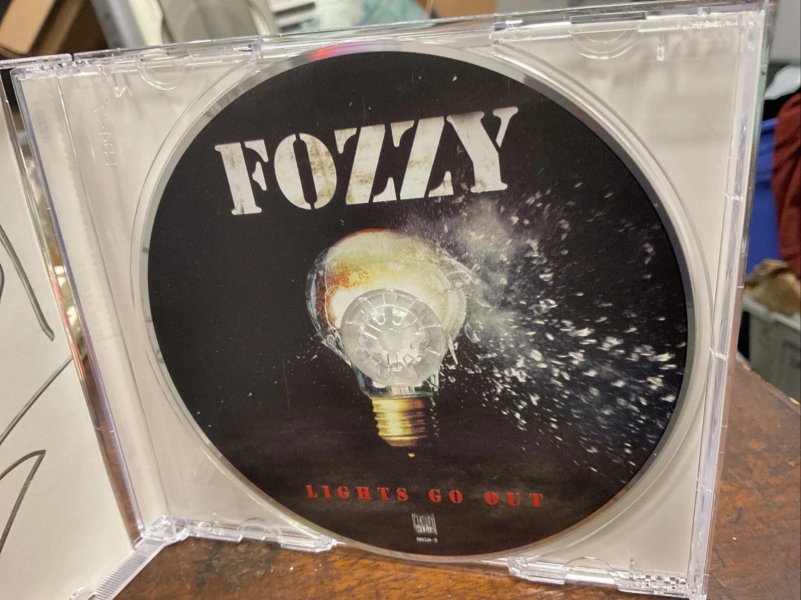 FOZZY CD Single “Lights Go Out” Signed By Band Chris Jericho Auto Do You Wanna, изображение 4