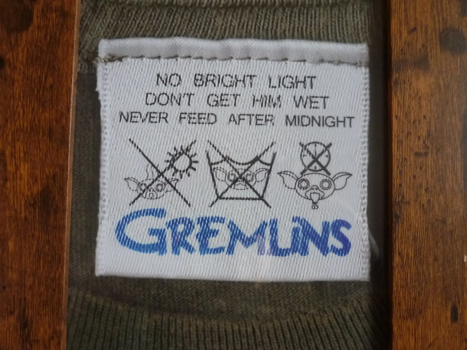 Gremlins bundle cinema screening 14x11 x3 ready to be framed sets mounted jumper, image 5