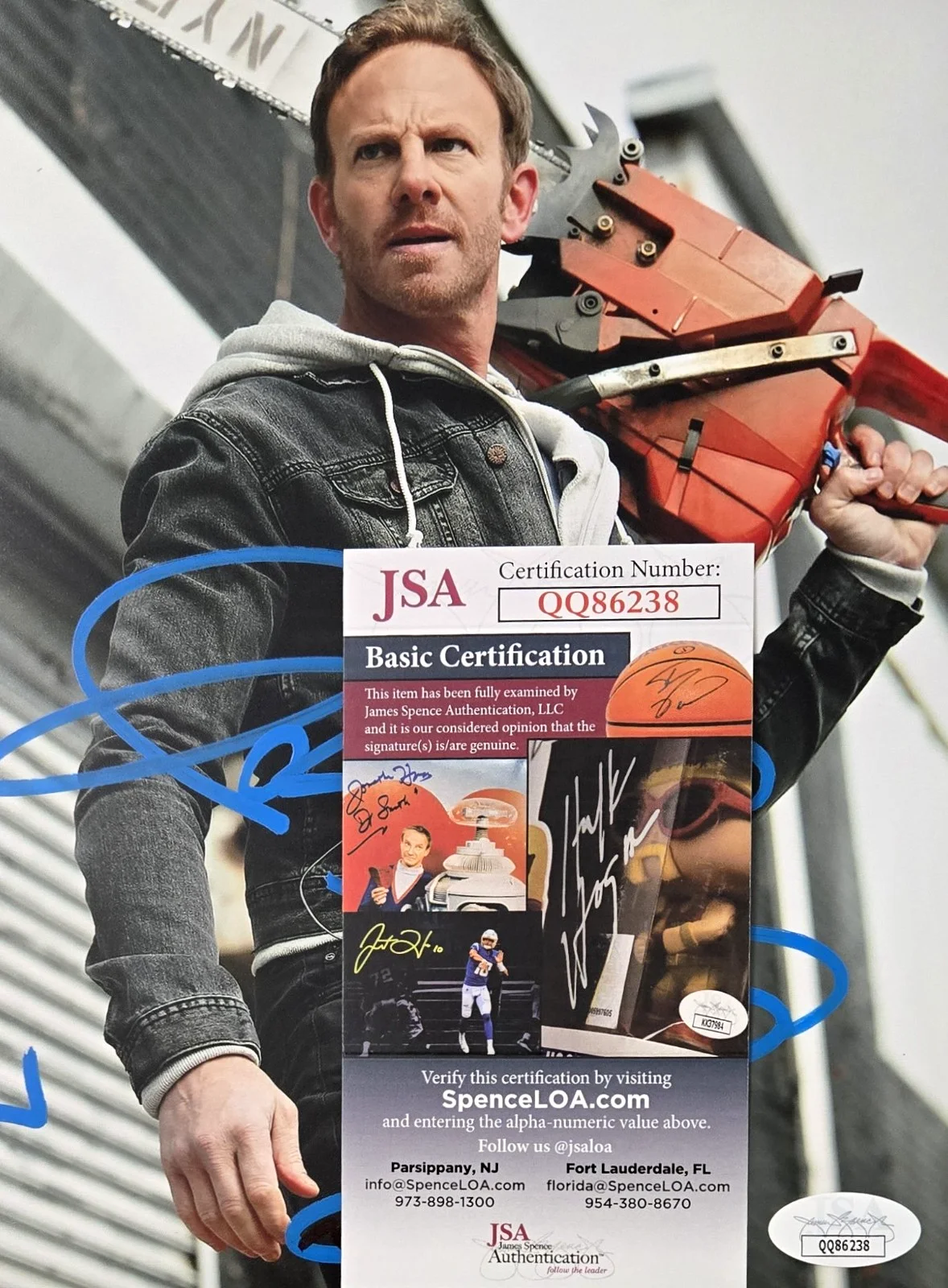IAN ZIERING — Ian Ziering Signed Photo Sharknado Fin Shepard Autograph 8x10 JSA COA 238, изображение 2